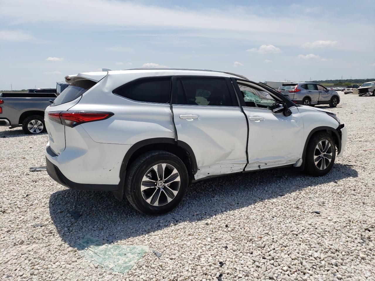 2023 TOYOTA HIGHLANDER - 5TDKDRAH6PS003627