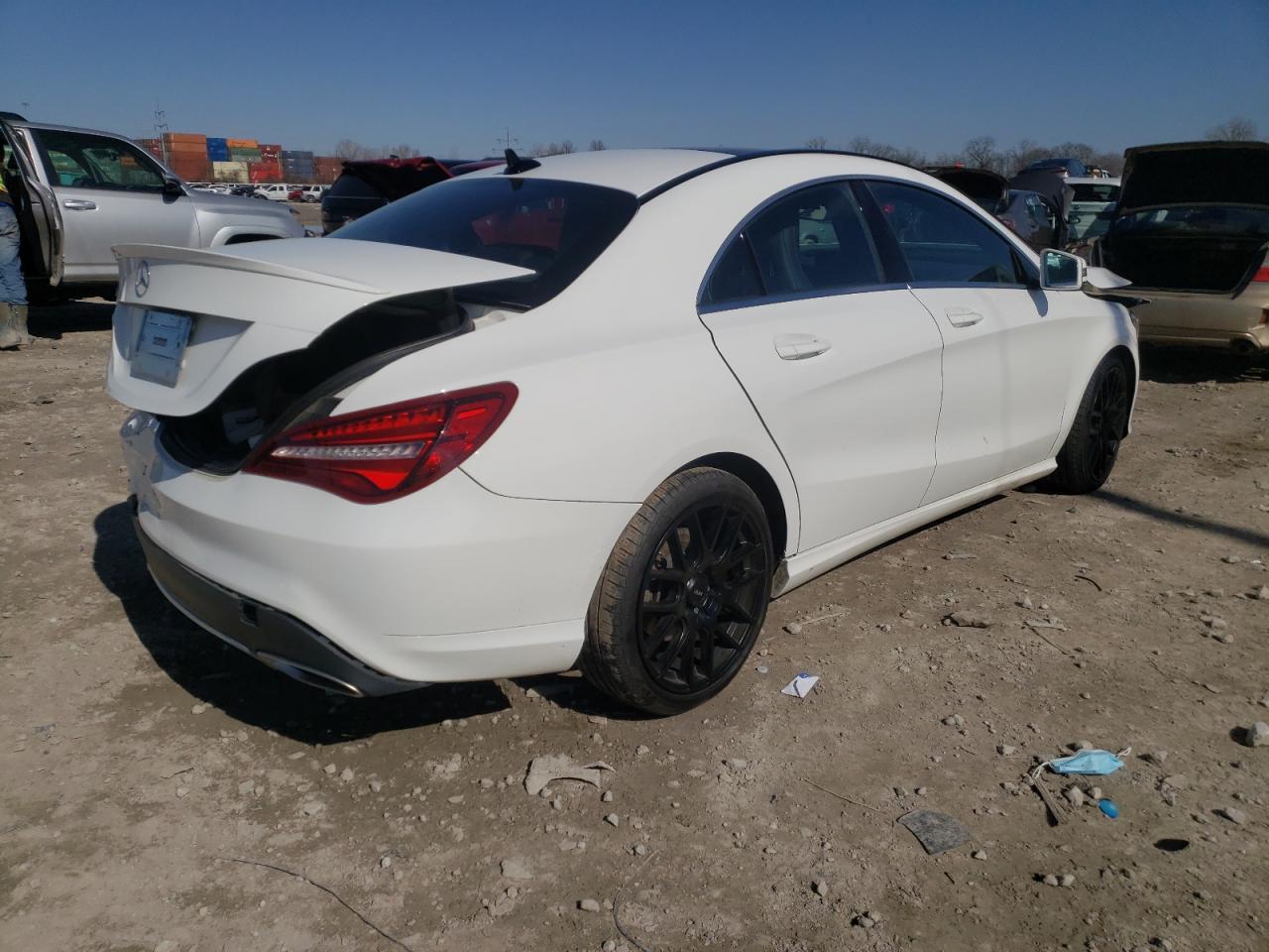 2019 MERCEDES-BENZ CLA 250 - WDDSJ4EB7KN748800