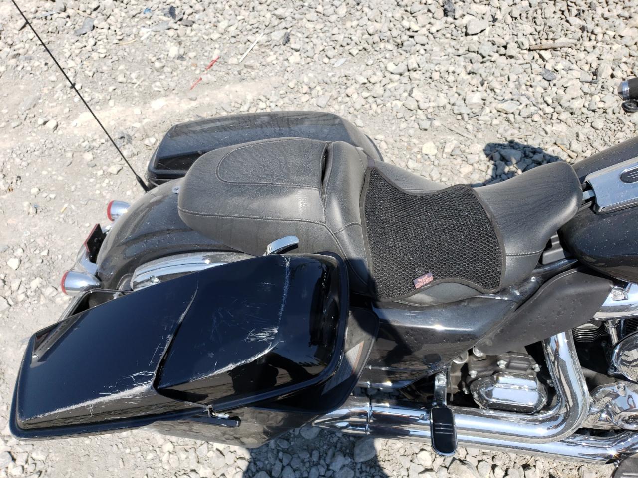 2018 HARLEY-DAVIDSON FLHX STREE - 1HD1KBC32JB654003