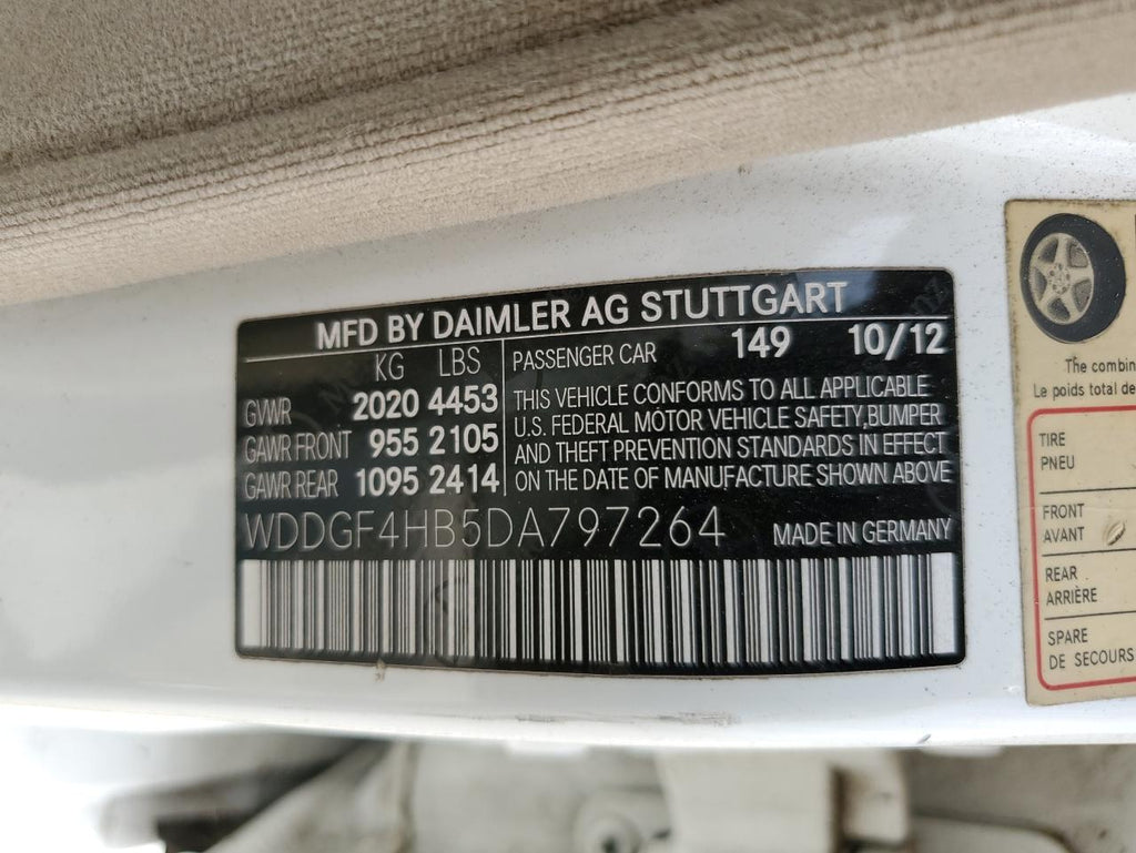 2013 MERCEDES-BENZ C 250 - WDDGF4HB5DA797264