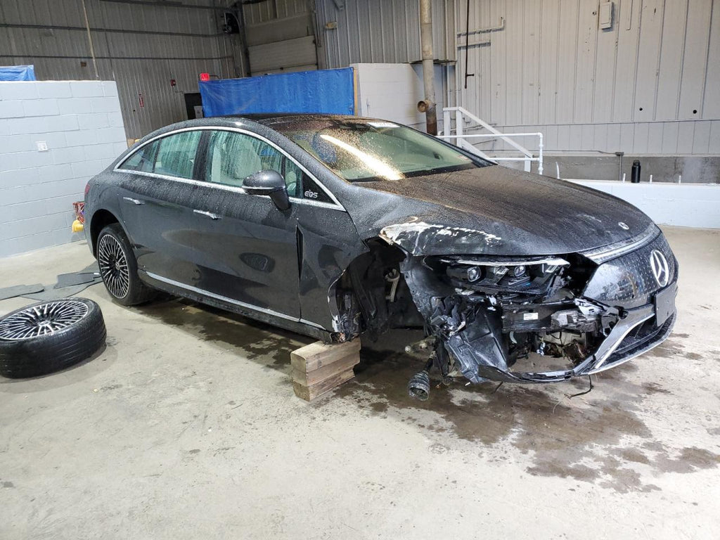 2022 MERCEDES-BENZ EQS SEDAN - W1KCG4EB8NA017680