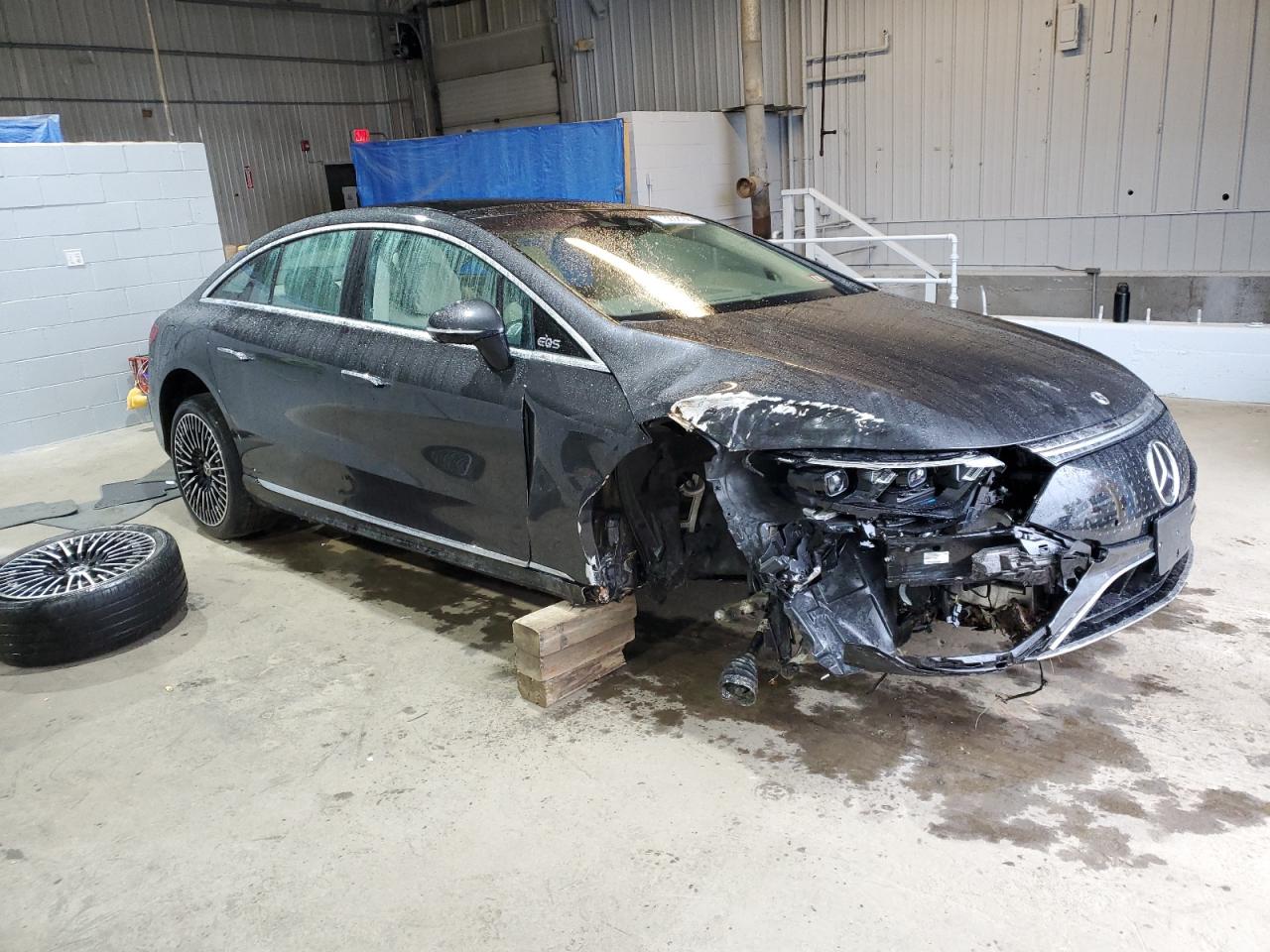 2022 MERCEDES-BENZ EQS SEDAN - W1KCG4EB8NA017680