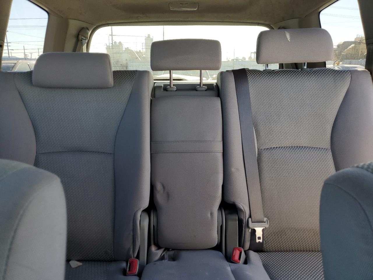 2006 TOYOTA HIGHLANDER - JTEDD21AX60153174
