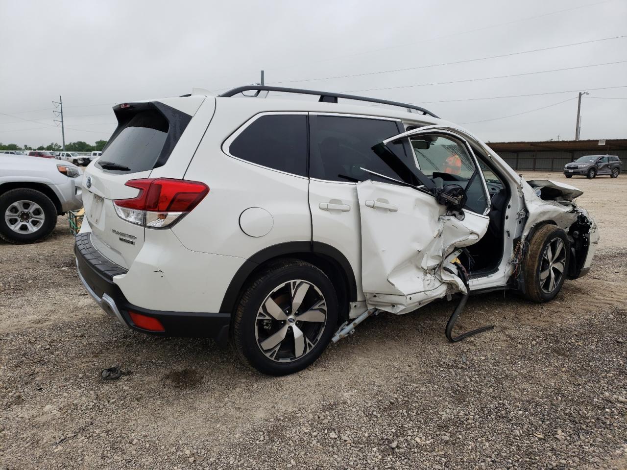 2021 SUBARU FORESTER T - JF2SKAXC7MH538633