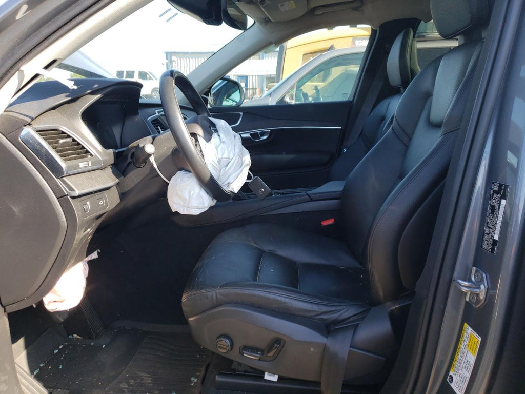 2020 VOLVO XC90 T6 MO - YV4A221K3L1583945