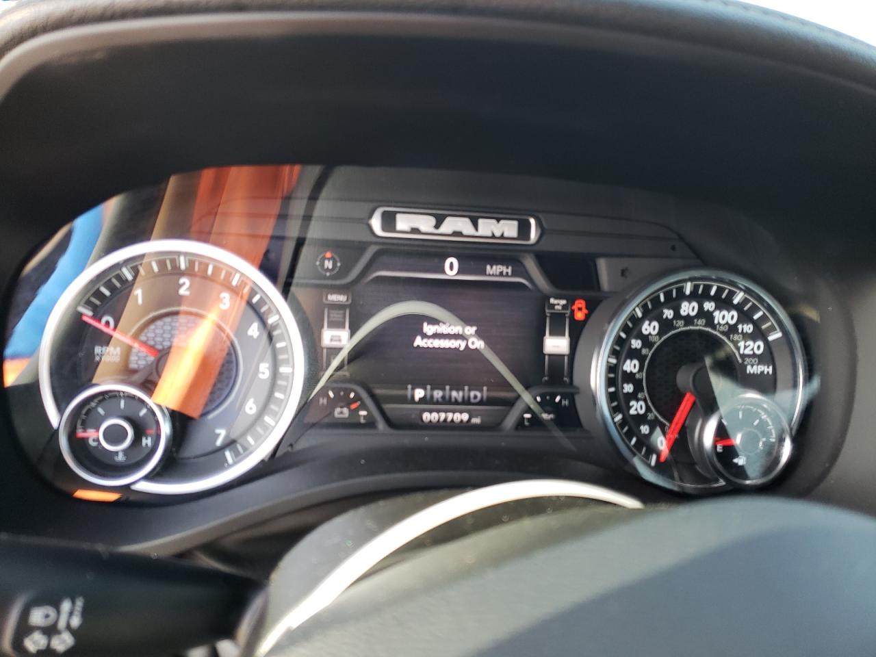 2024 RAM 1500 LARAM - 1C6SRFJT2RN203439