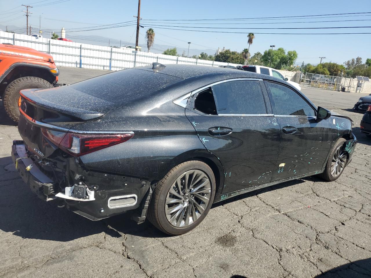 2024 LEXUS ES 300H BA - 58AEA1C11RU048811