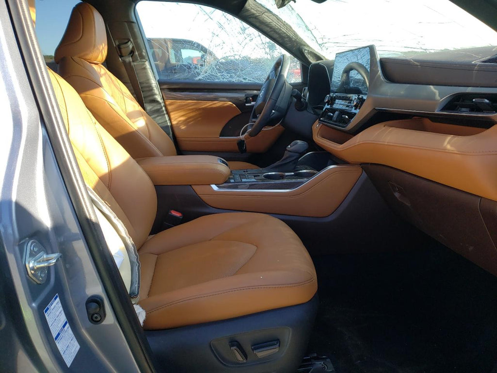 2021 TOYOTA HIGHLANDER - 5TDEBRCH7MS026748