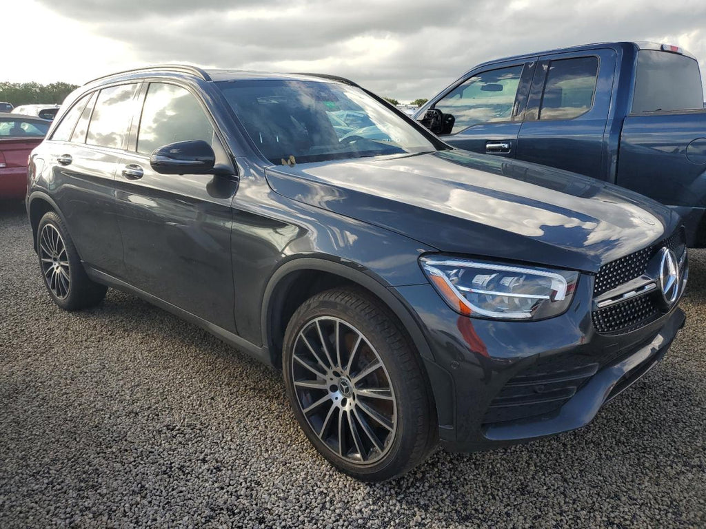 2022 MERCEDES-BENZ GLC 300 - W1N0G8DB9NV332172