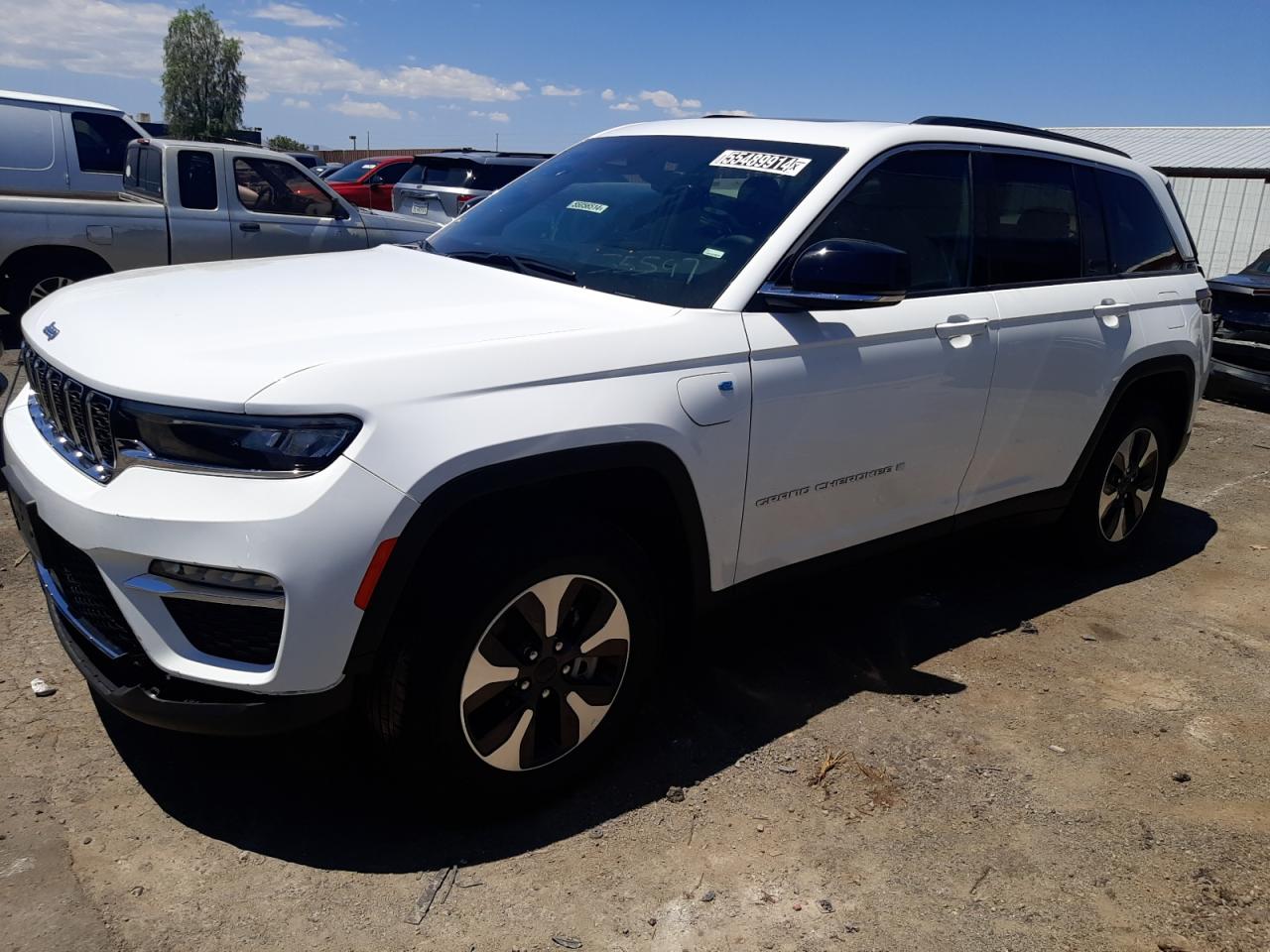 2024 JEEP GRAND CHER - 1C4RJYB63RC146084