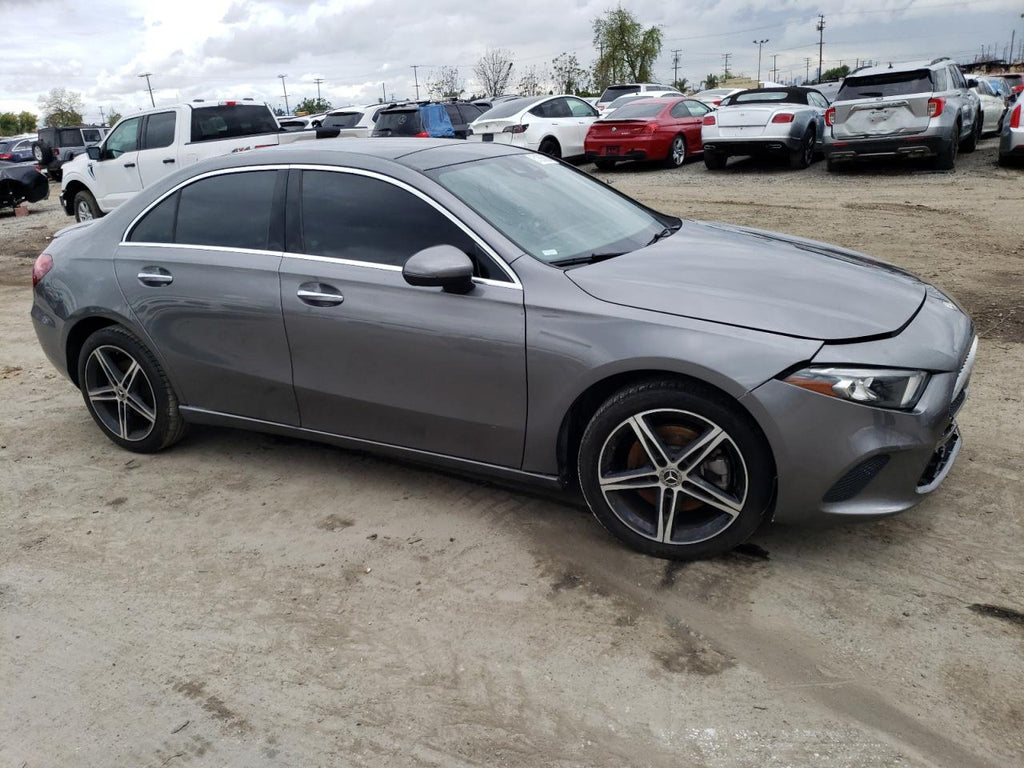 2019 MERCEDES-BENZ A 220 - WDD3G4EB9KW010641
