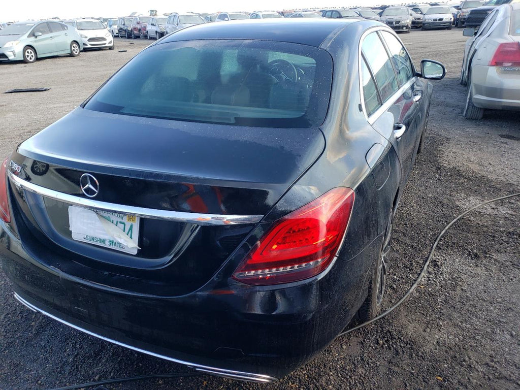 2021 MERCEDES-BENZ C 300 - W1KWF8DB1MR621144