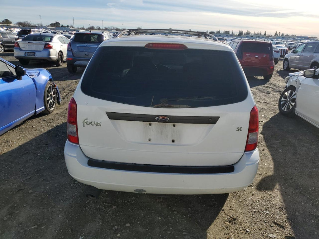 2000 FORD FOCUS SE - 1FAFP36P8YW393594