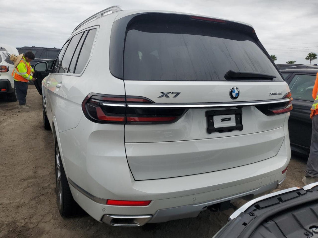 2025 BMW X7 XDRIVE4 - 5UX23EM04S9W86032