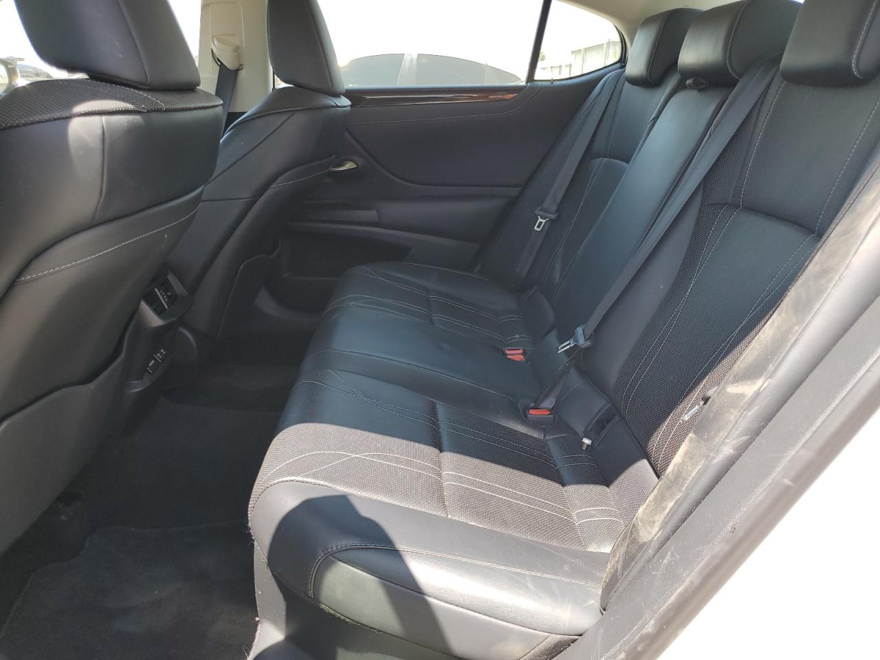 2019 LEXUS ES 300H - JTHB21B17K2006138