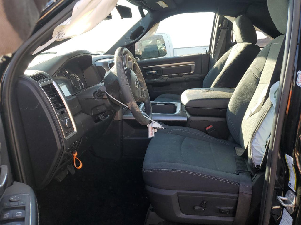 2023 RAM 1500 CLASS - 1C6RR7LG8PS565570