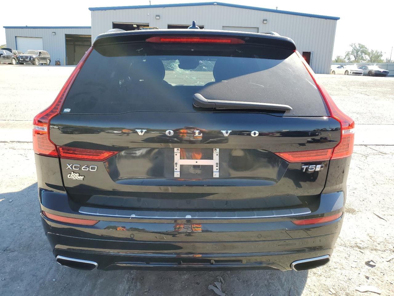 2020 VOLVO XC60 T5 R- - YV4102RM8L1550242
