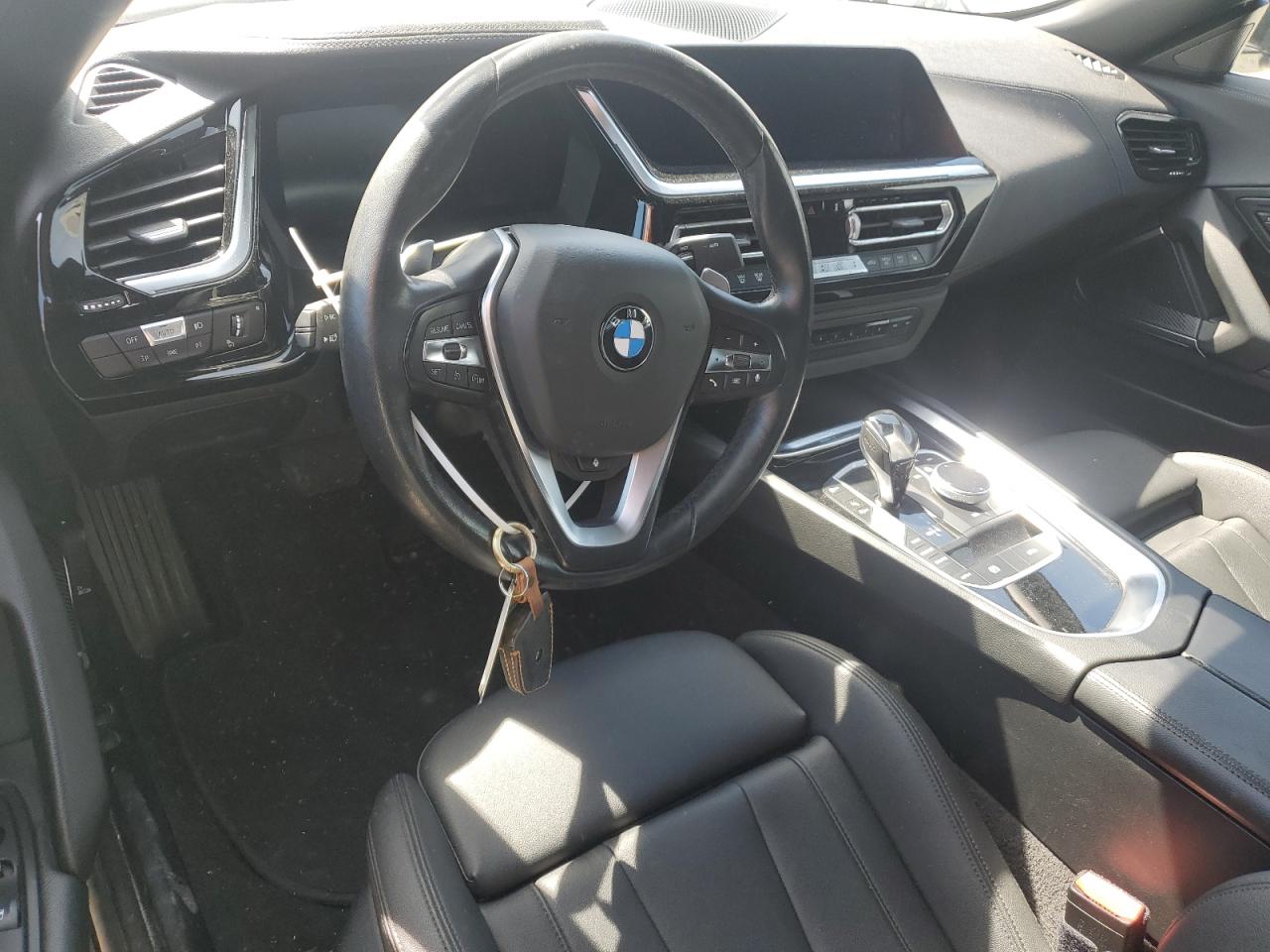 2022 BMW Z4 SDRIVE3 - WBAHF3C05NWX38019