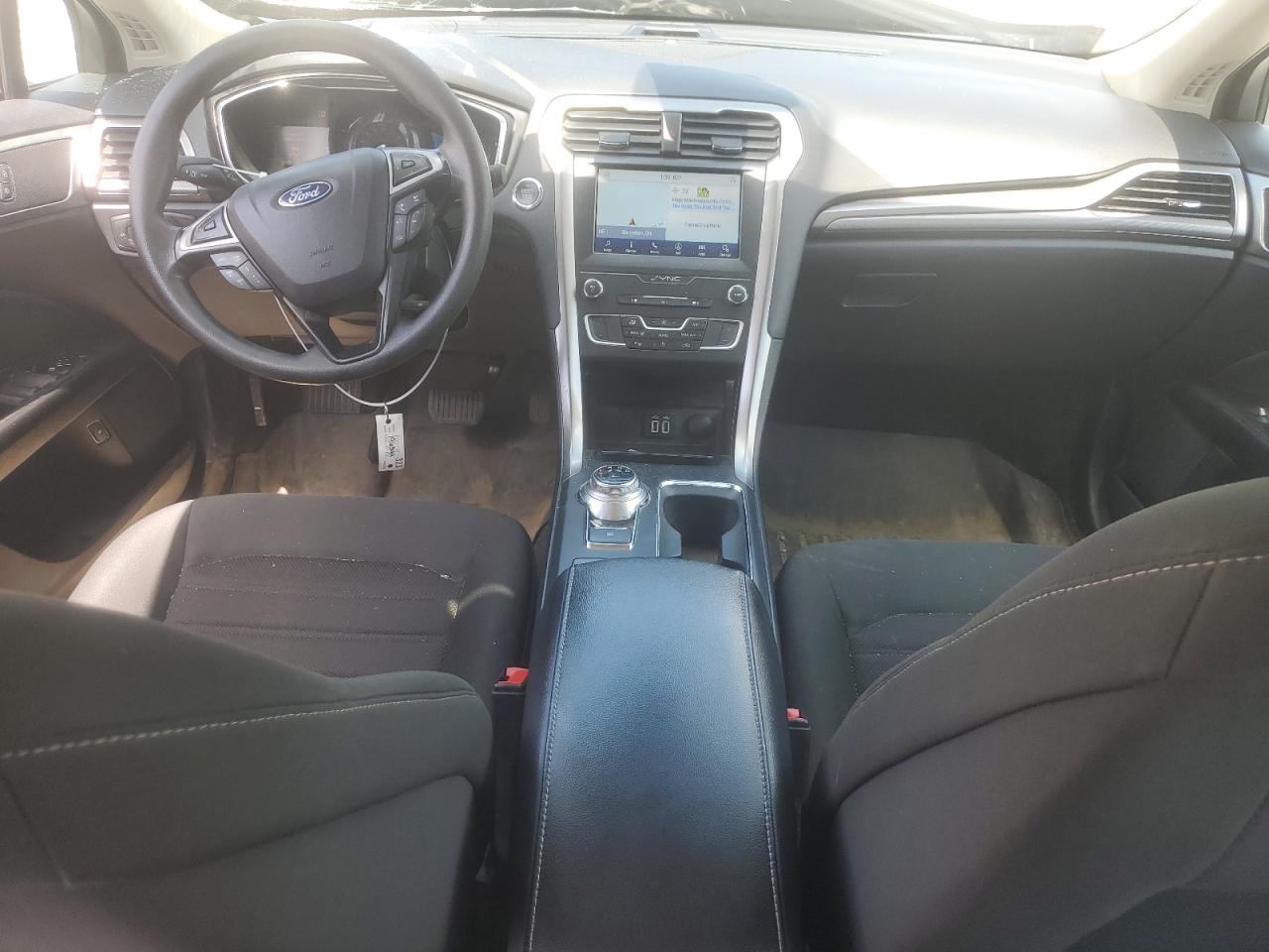 2020 FORD FUSION SE - 3FA6P0LU6LR198047