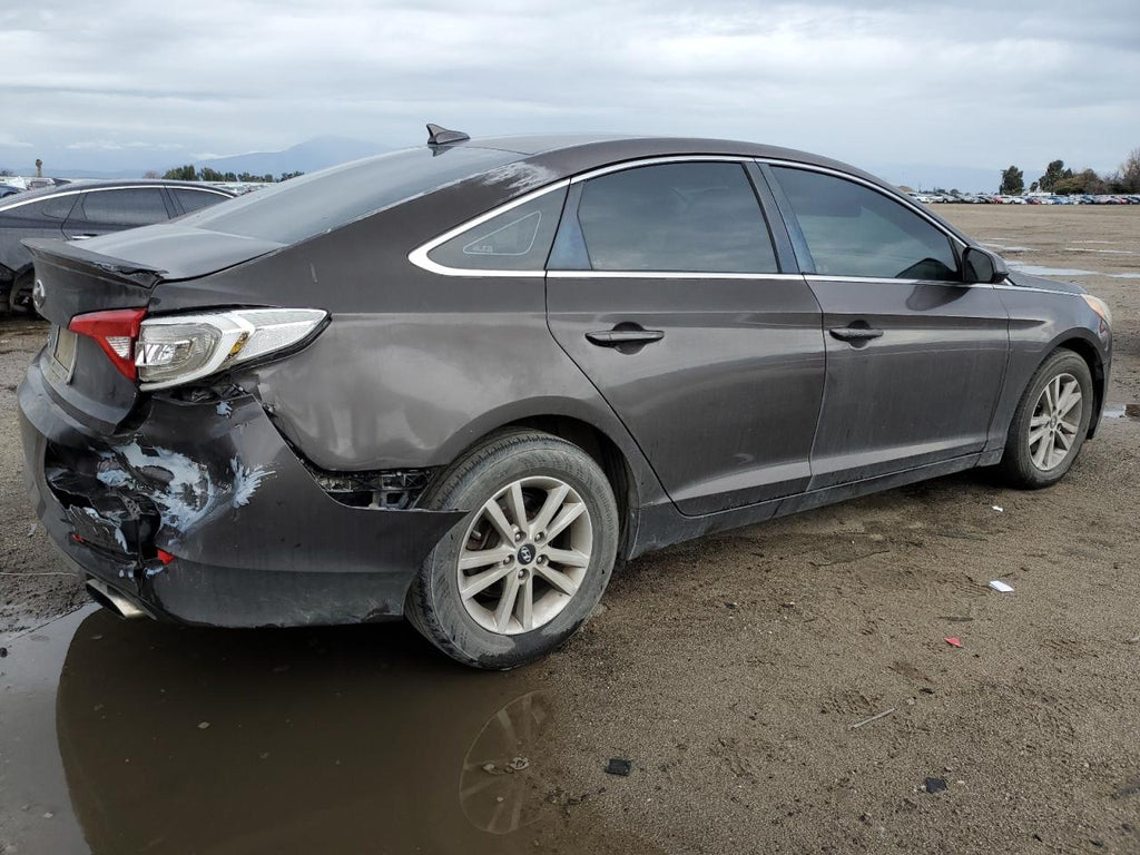 2015 HYUNDAI SONATA SE - 5NPE24AF4FH137481