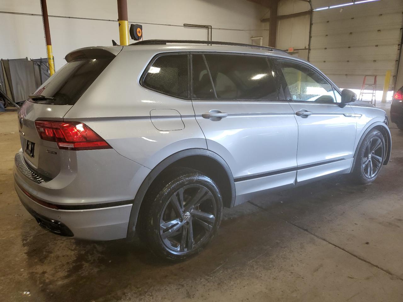 2023 VOLKSWAGEN TIGUAN SE - 3VV8B7AX9PM092493