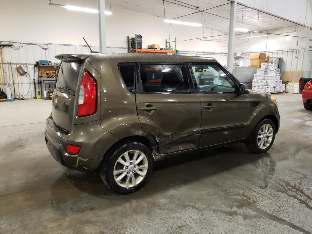2013 KIA SOUL + - KNDJT2A63D7553961