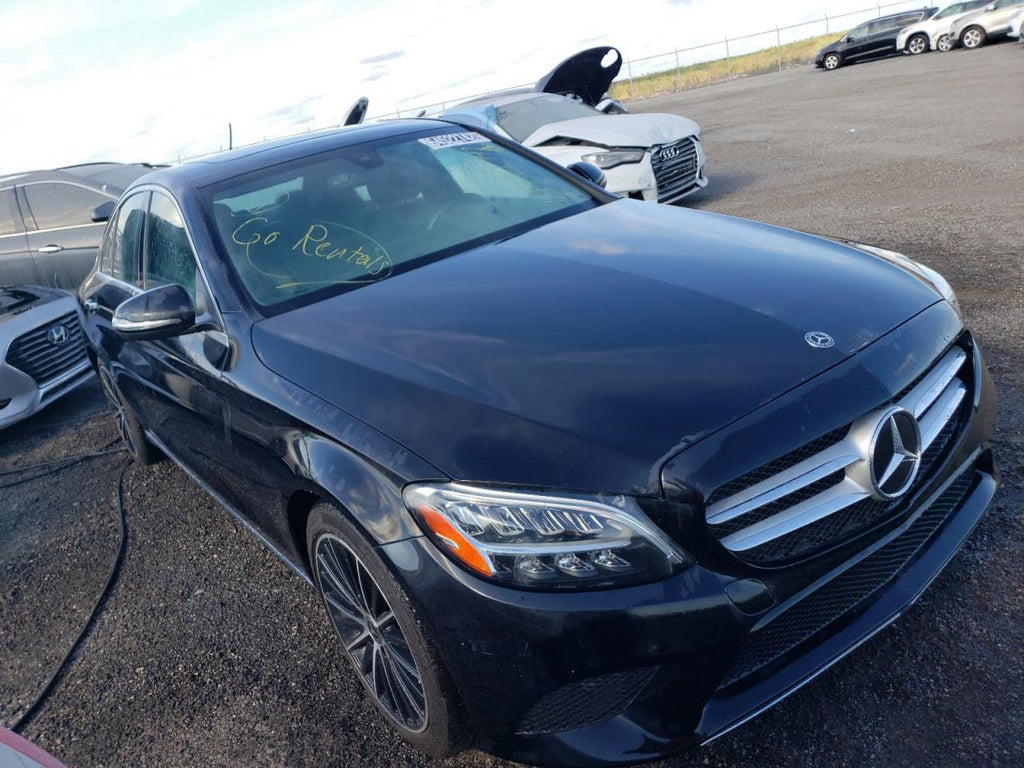 2021 MERCEDES-BENZ C 300 - W1KWF8DB1MR621144