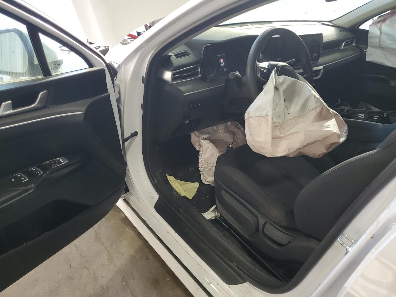 2022 KIA K5 LXS - 5XXG14J26NG088335