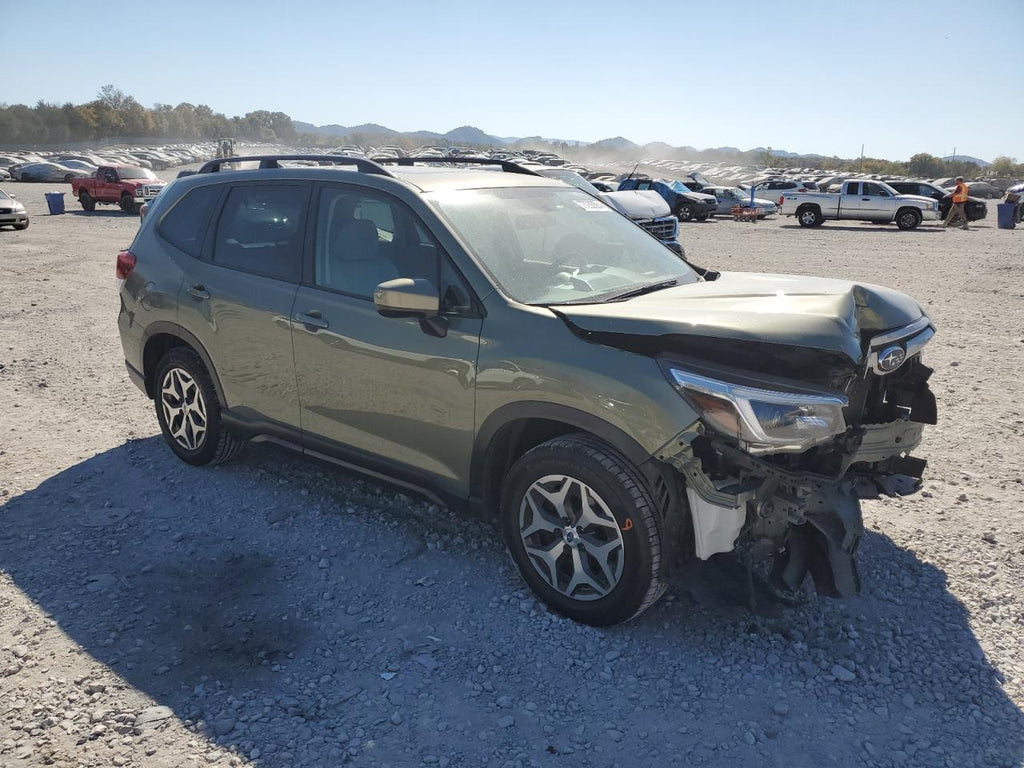 2021 SUBARU FORESTER P - JF2SKAJC4MH454438
