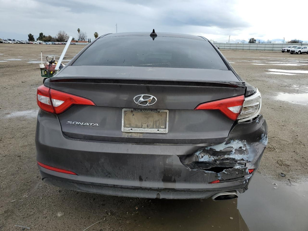 2015 HYUNDAI SONATA SE - 5NPE24AF4FH137481