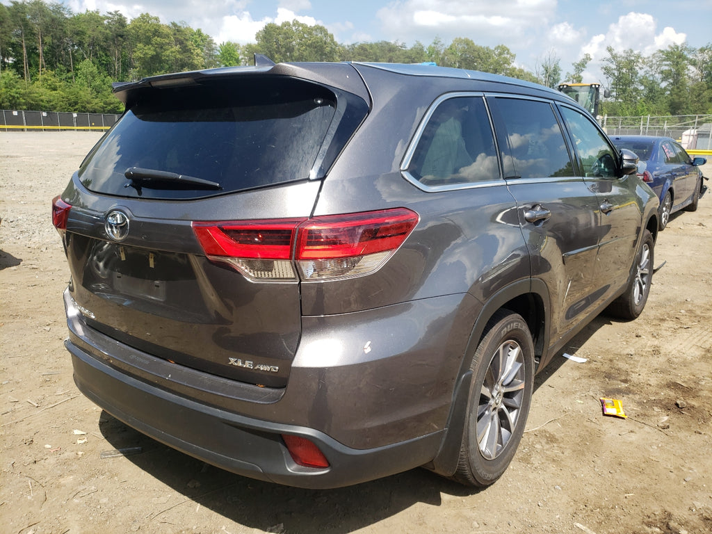 2019 TOYOTA HIGHLANDER - 5TDJZRFH3KS609000