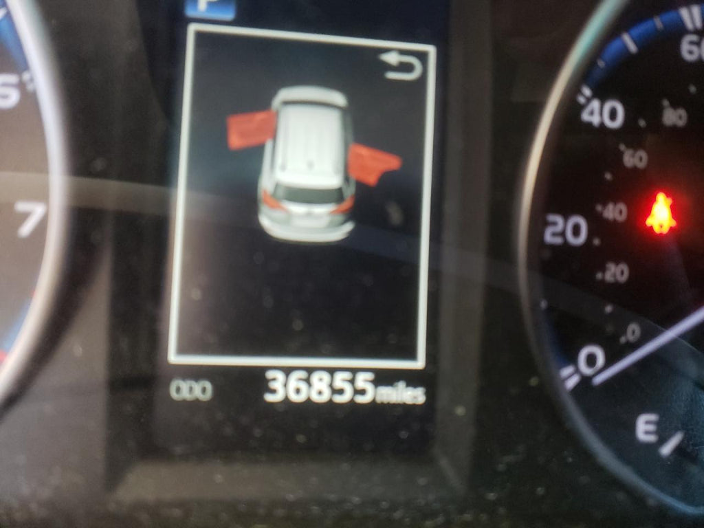 2018 TOYOTA RAV4 LE - 2T3BFREV7JW855954