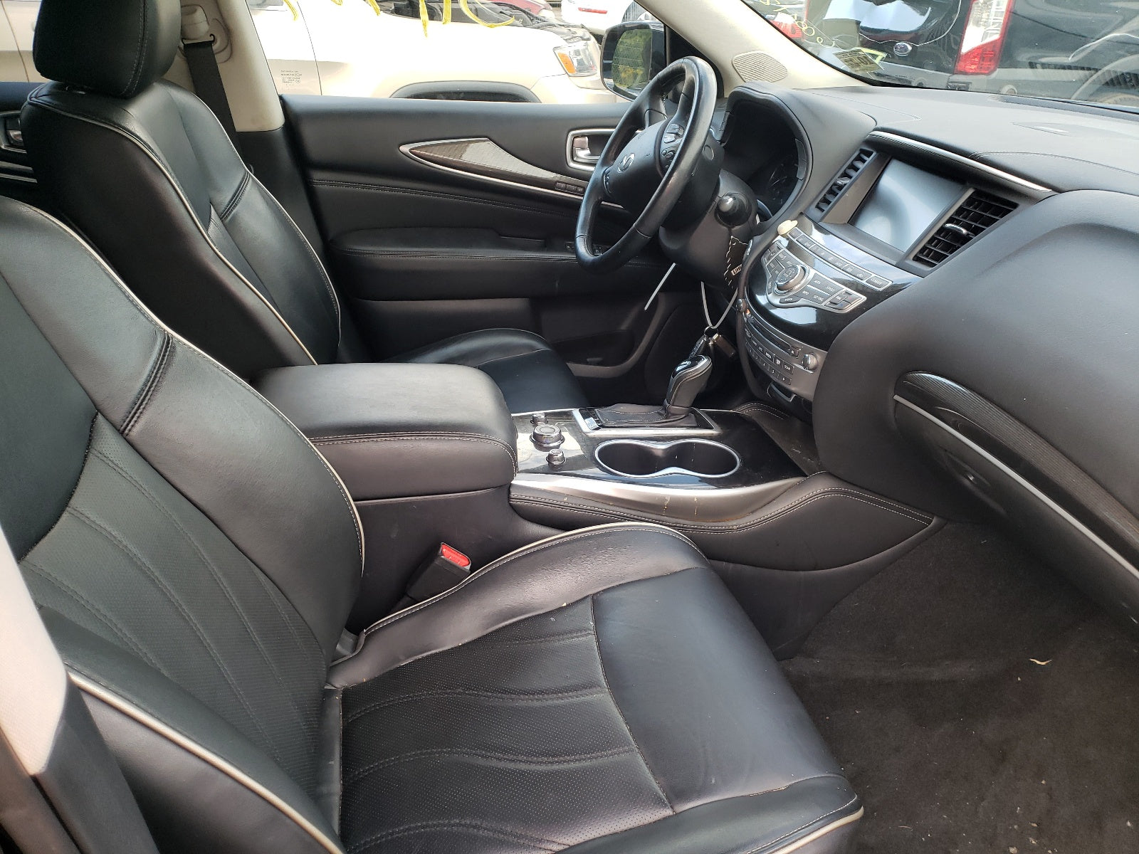 2017 INFINITI QX60 - 5N1DL0MM2HC552238