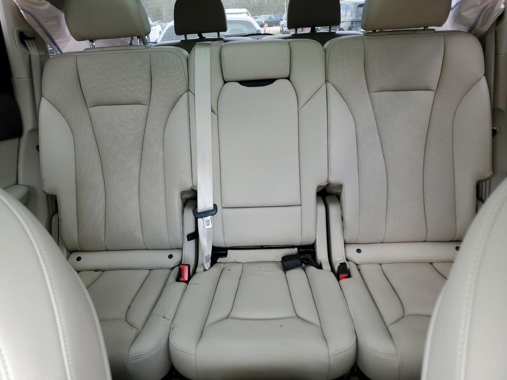 2019 AUDI Q7 PREMIUM - WA1LHAF70KD028645