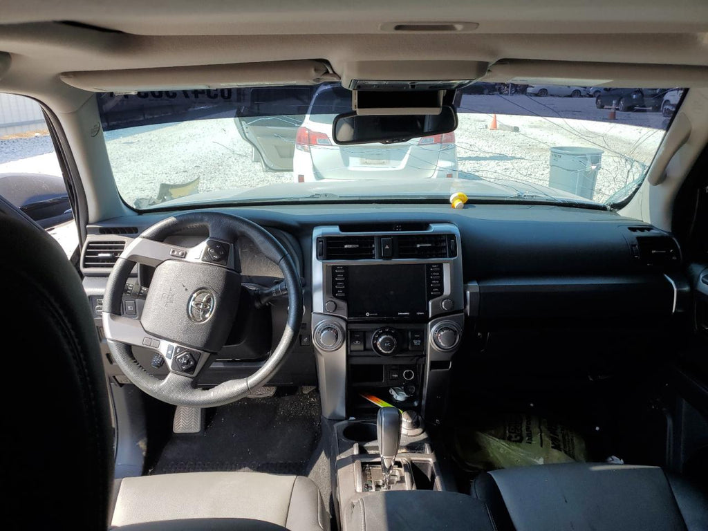 2023 TOYOTA 4RUNNER SE - JTENU5JRXP6156084