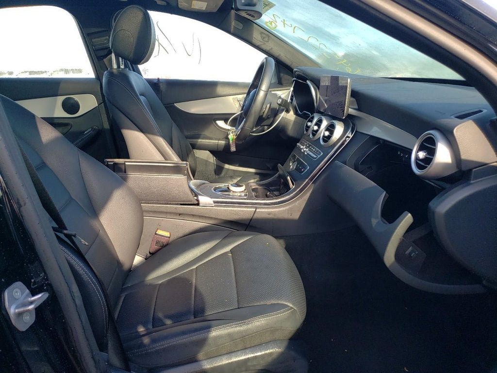2021 MERCEDES-BENZ C 300 - W1KWF8DB1MR621144