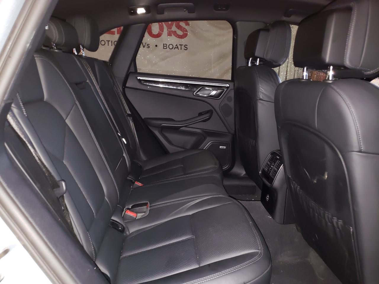 2021 PORSCHE MACAN - WP1AA2A50MLB02988
