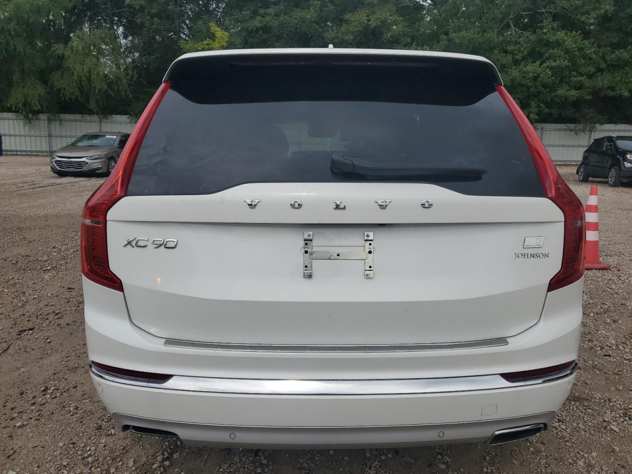 2021 VOLVO XC90 T8 RE - YV4BR0CK6M1705426