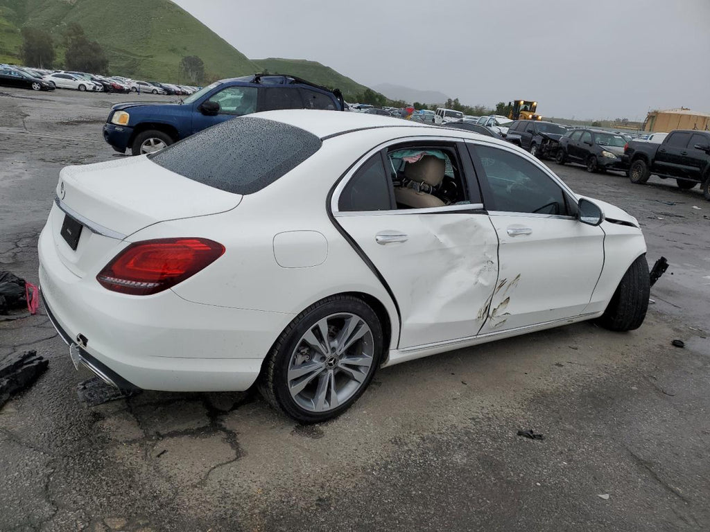 2020 MERCEDES-BENZ C 300 - W1KWF8DB9LR572709