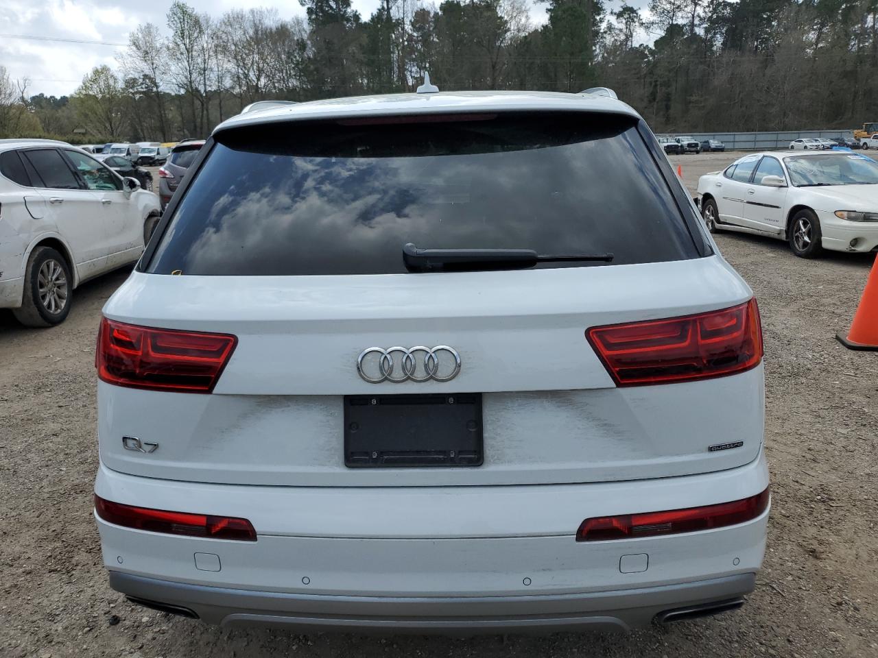 2019 AUDI Q7 PREMIUM - WA1LHAF70KD028645