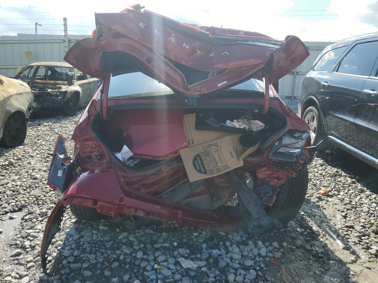2024 HYUNDAI ELANTRA SE - KMHLM4DGXRU692320