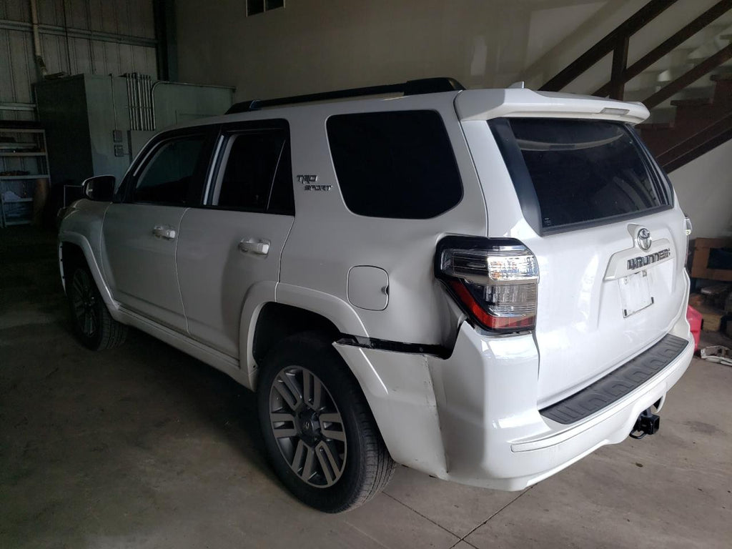 2023 TOYOTA 4RUNNER SE - JTESU5JR5P6143410
