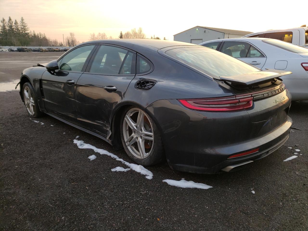 2018 PORSCHE PANAMERA 4 - WP0AE2A75JL176815