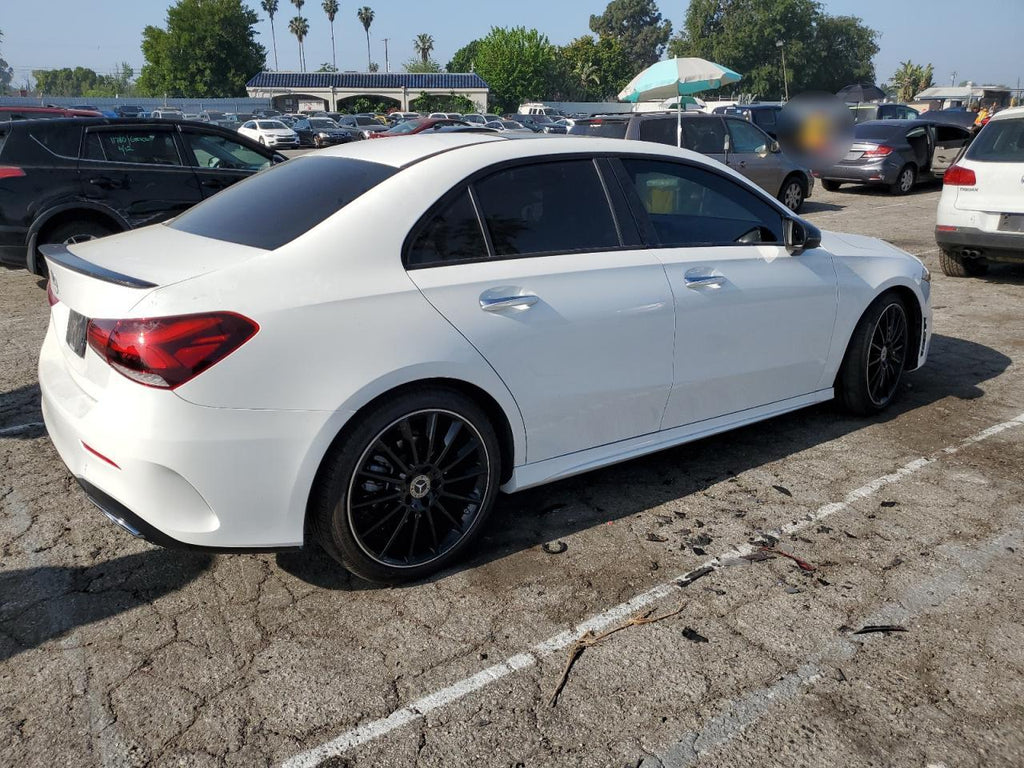 2019 MERCEDES-BENZ A 220 - WDD3G4EB6KW009530
