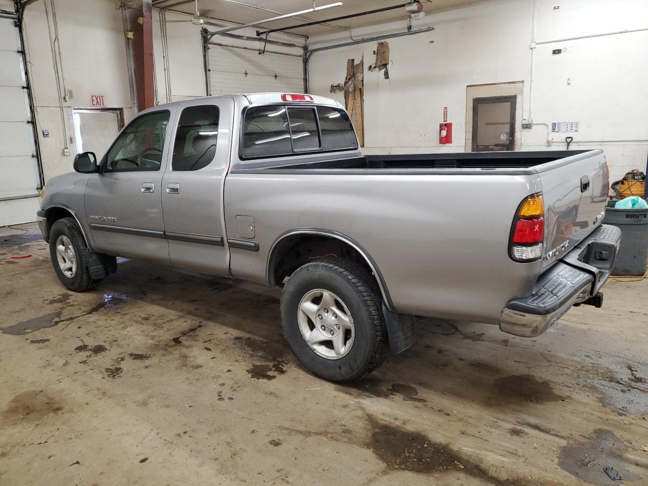 2002 TOYOTA TUNDRA ACC - 5TBBT44172S311380