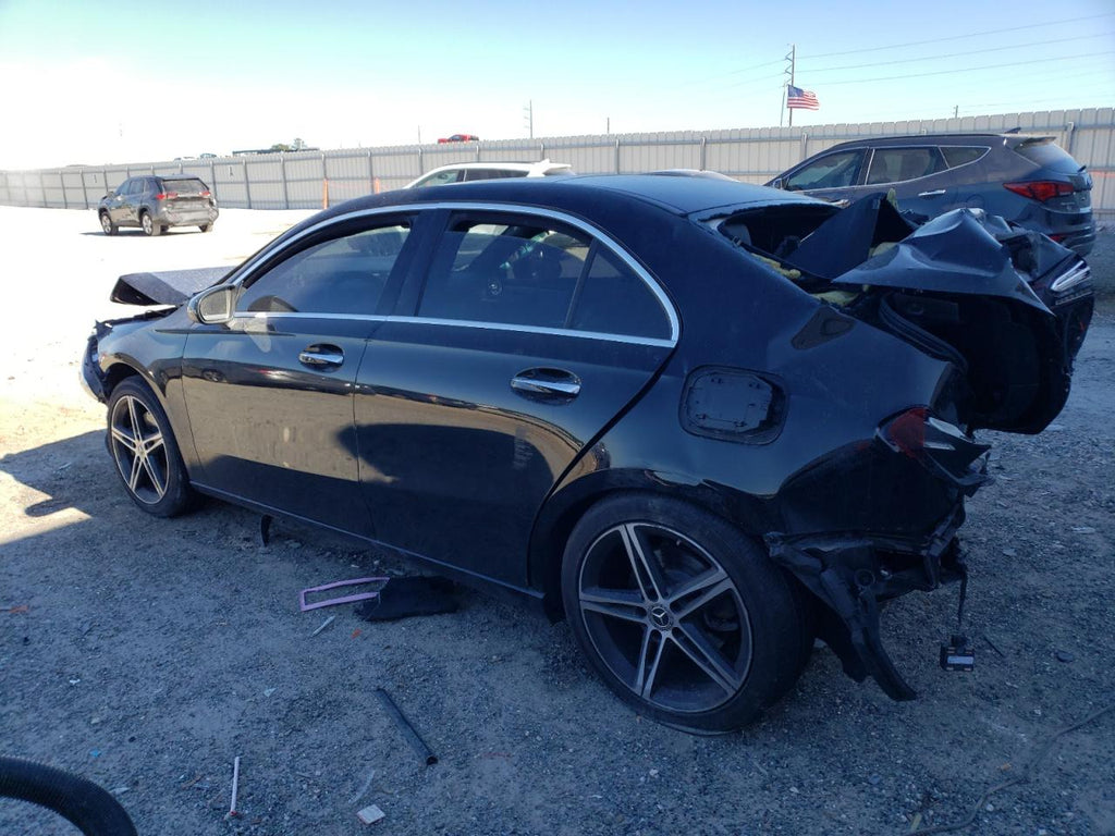 2020 MERCEDES-BENZ A 220 - W1K3G4EB1LW047460