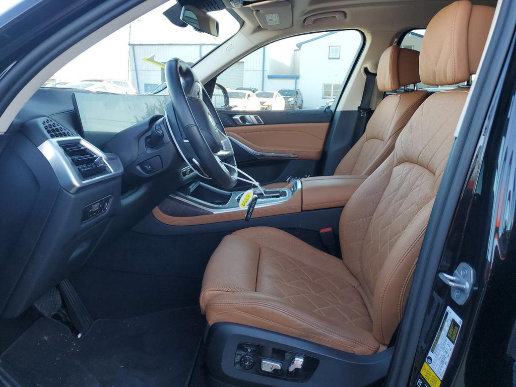 2023 BMW X7 XDRIVE4 - 5UX23EM07P9R25547