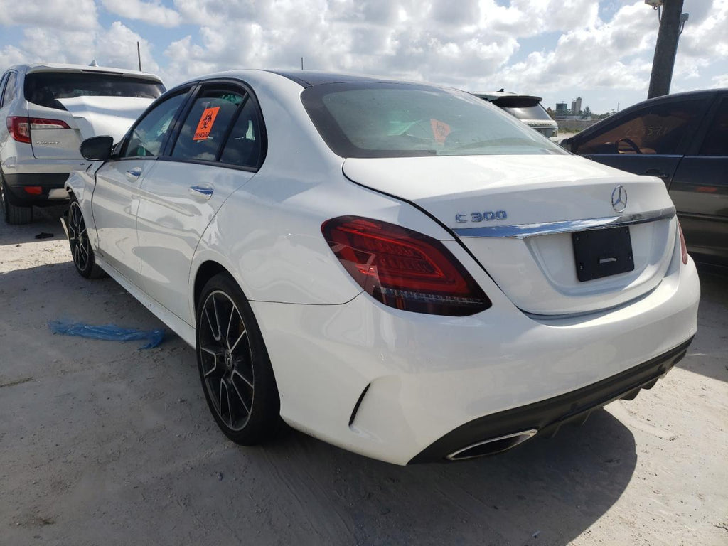 2019 MERCEDES-BENZ C 300 - 55SWF8DB7KU297080