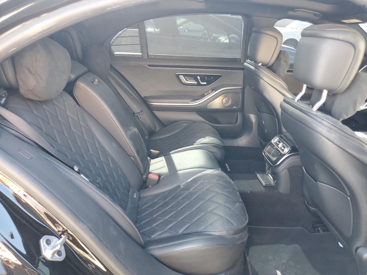 2022 MERCEDES-BENZ S 580 4MAT - W1K6G7GBXNA165406