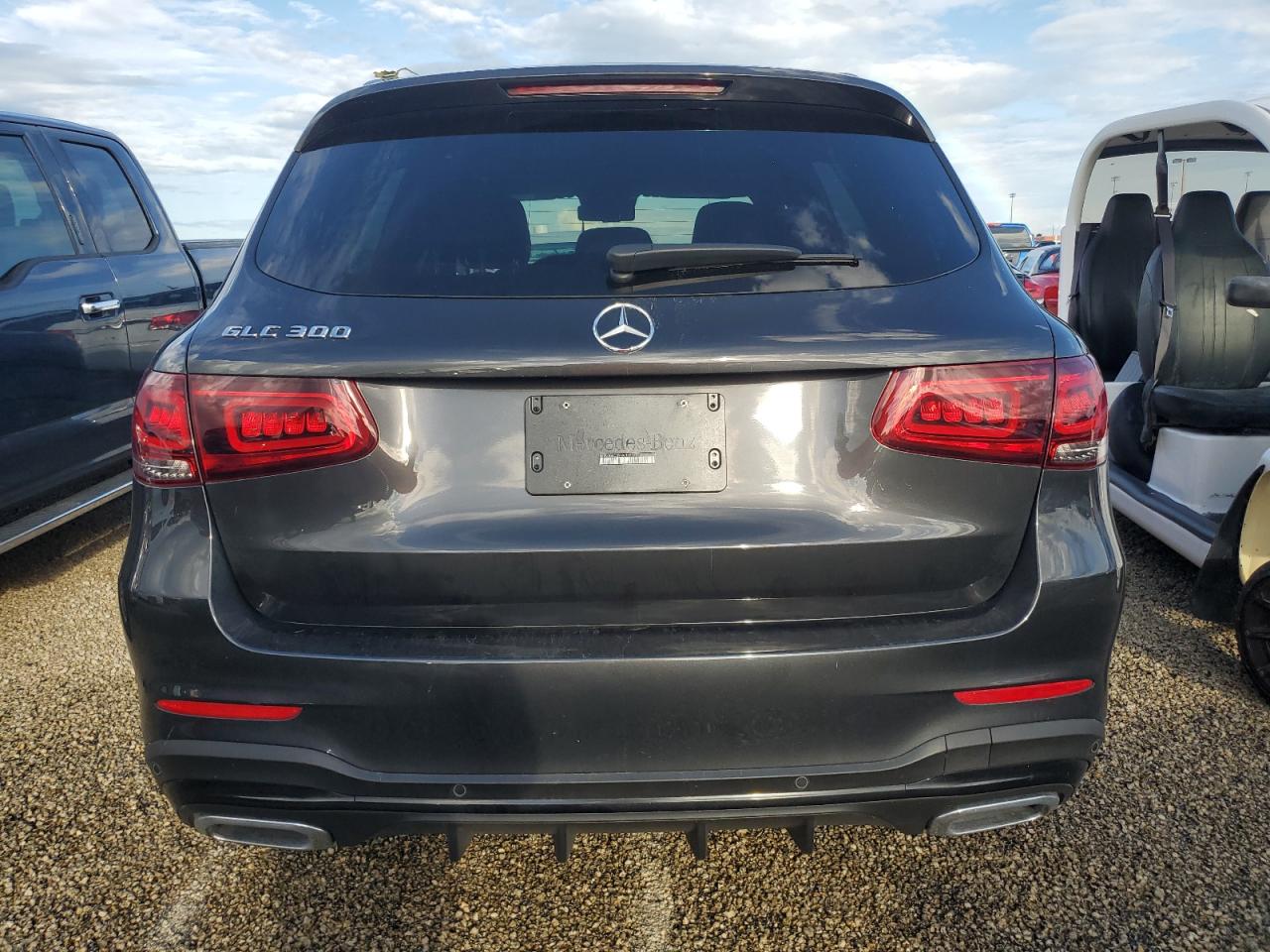 2022 MERCEDES-BENZ GLC 300 - W1N0G8DB9NV332172